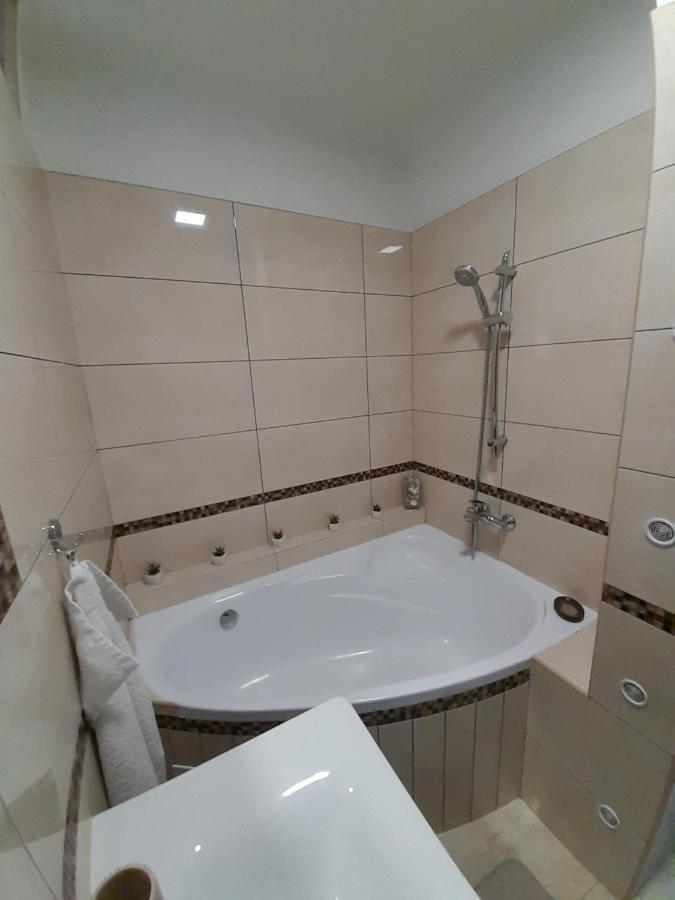 Beautiful Apartment In The City Center Spišská Nová Ves Exteriör bild